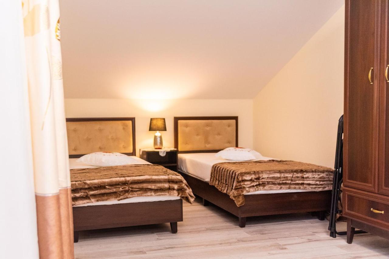 Artur 3* Oswiecim